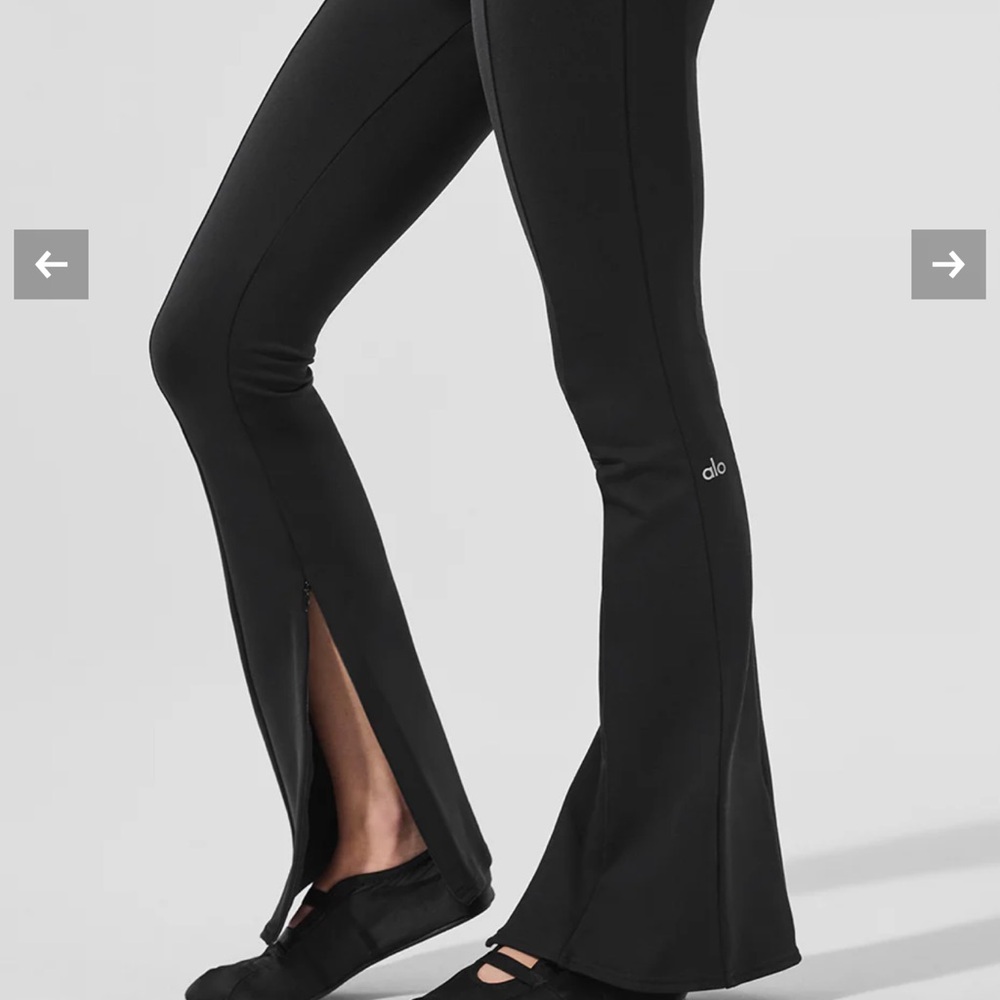 ALO Yoga Women's Zip it Black Flare Leggings